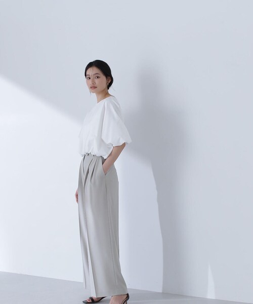 NATURAL BEAUTY BASIC（ナチュラルビューティーベーシック）の「◇ツータックワイドパンツ（その他パンツ・レディース・チャコールグレー/ベージュ・SMALL/MEDIUM）」の18枚目の写真