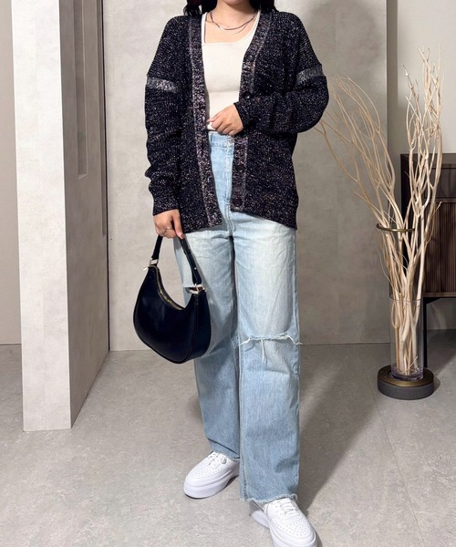 LADYMADE（レディメイド）の「バイカラーラメニットカーディガン（カーディガン/ボレロ・レディース・ホワイト/グレイッシュベージュ/ブラック・FREE）」の5枚目の写真