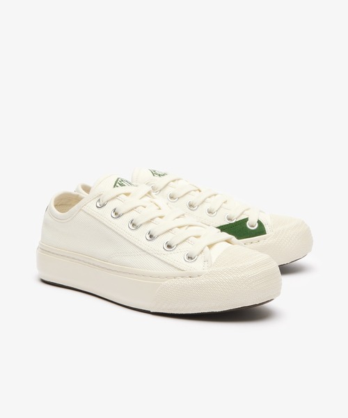 LACOSTE(ラコステ)の「ウィメンズ BACKCOURT 2.0 124 1 CFA チャンキーソールスニーカー(スニーカー・レディース・ブラック×ホワイト/オフホワイト・24.0cm/23.0cm/23.5cm/22.5cm/24.5cm)」の2枚目の写真