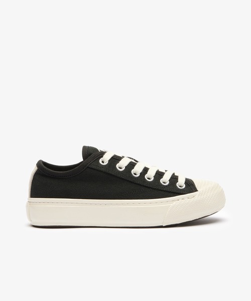 LACOSTE(ラコステ)の「ウィメンズ BACKCOURT 2.0 124 1 CFA チャンキーソールスニーカー(スニーカー・レディース・ブラック×ホワイト/オフホワイト・24.0cm/23.0cm/23.5cm/22.5cm/24.5cm)」の5枚目の写真