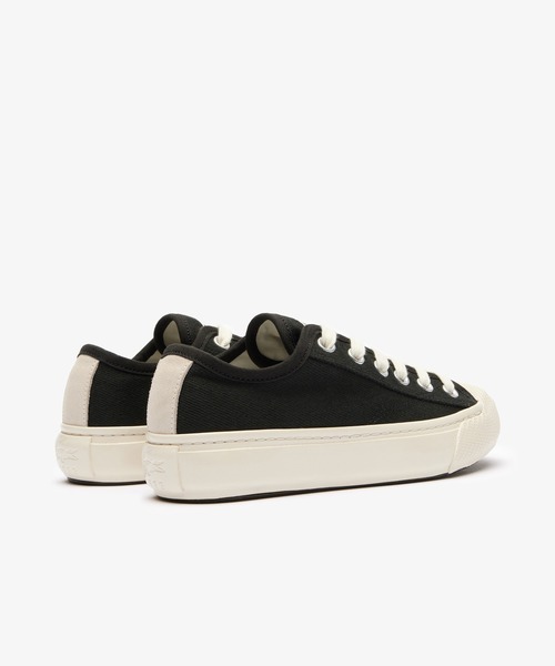 LACOSTE(ラコステ)の「ウィメンズ BACKCOURT 2.0 124 1 CFA チャンキーソールスニーカー(スニーカー・レディース・ブラック×ホワイト/オフホワイト・24.0cm/23.0cm/23.5cm/22.5cm/24.5cm)」の6枚目の写真