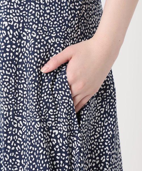 journal standard L'essage（ジャーナルスタンダードレサージュ）の「【LUSANA / ルサーナ】JEN DRESS：ワンピース（ワンピース・レディース・アイボリー/ネイビー・SMALL）」の8枚目の写真