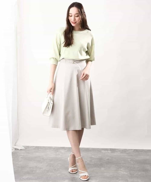 OFUON le MK（オフオンルエムケー）の「ベーシックストレッチフレアースカート/洗える（スカート・レディース・ブルー/ベージュ/ネイビー・40/38/36）」の11枚目の写真
