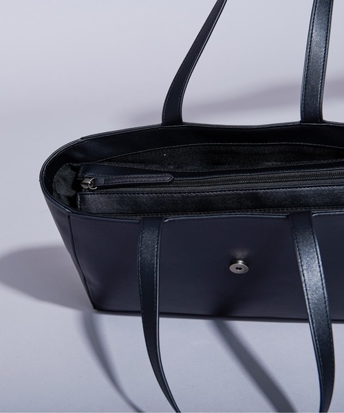 Ellno Loset（エルノロゼット）の「バックルベルトショルダーバッグ（ショルダーバッグ・メンズ・ブラック・FREE）」の2枚目の写真