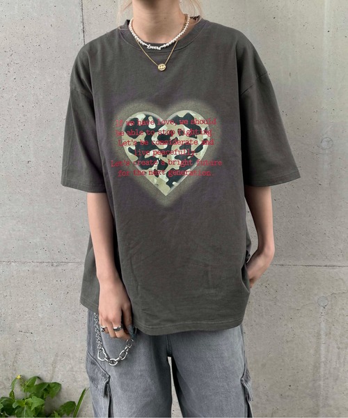 sedacle(セダクル)の「アソートモチーフプリントT(Tシャツ/カットソー・メンズ・マスタード/アイボリー/ブラウン/チャコールグレー・LARGE/MEDIUM/SMALL)」の1枚目の写真