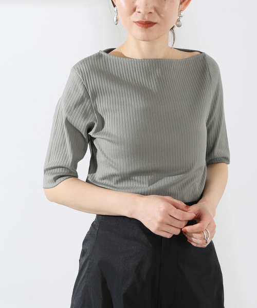 VERMEIL par iena（ヴェルメイユパーイエナ）の「アシンメトリーネックプルオーバー（Tシャツ/カットソー・レディース・チャコールグレー/アイボリー・FREE）」の6枚目の写真