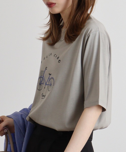 BRODIAEA(ブローディア)の「BRODIAEA 自転車イラストTシャツ(Tシャツ/カットソー・レディース・ピンク/モスグリーン/キャメル/グレイッシュベージュ/ブラック・40)」の13枚目の写真