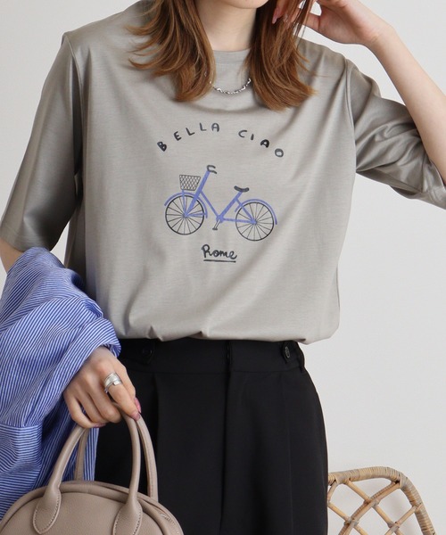 BRODIAEA(ブローディア)の「BRODIAEA 自転車イラストTシャツ(Tシャツ/カットソー・レディース・ピンク/モスグリーン/キャメル/グレイッシュベージュ/ブラック・40)」の12枚目の写真