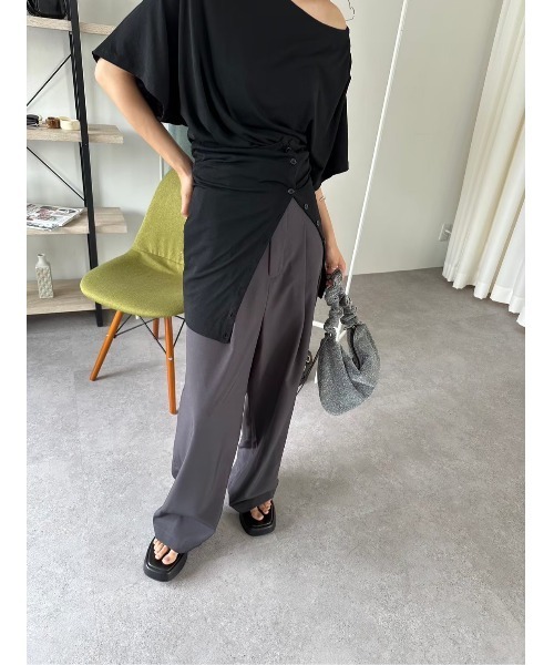 HANNE（アン）の「ワンタックワイドスラックス（スラックス・レディース・チャコールグレー/ネイビー/ベージュ・FREE/SMALL）」の6枚目の写真