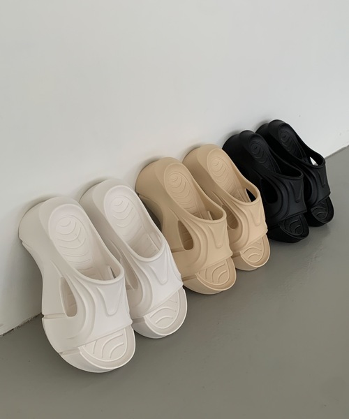 Didot.showroom(ディドット ショールーム)の「超軽量!EVA素材 | 厚底クッションサンダル(サンダル・レディース・ホワイト/ベージュ/ブラック・22.5cm/23cm/23.5cm/24cm/24.5cm/25cm)」の6枚目の写真