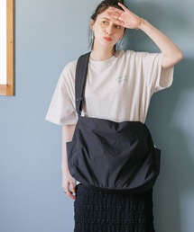 【人間工学に基づいて考えた!】からだよろこぶBIGショルダーバッグ