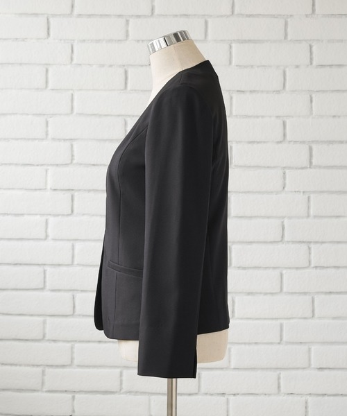 Diable baiser（ディアブルベーゼ）の「リネンライク軽やかジャケット+パンツ2点セットスーツ（セットアップ・レディース・ブラック・LL/LARGE/MEDIUM）」の15枚目の写真