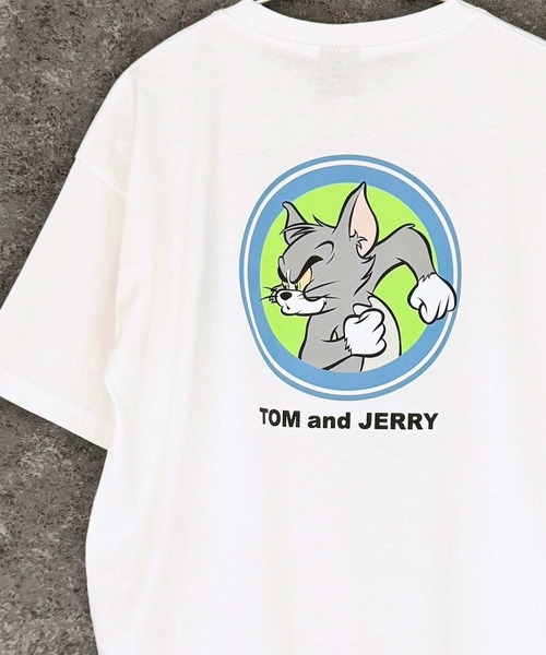 Tom&Jerry(トムアンドジェリー)の「TOM&JERRY トム&ジェリー オーバーサイズ 半袖Tシャツ(Tシャツ/カットソー・メンズ・ダークグリーン/オレンジ/モカ/杢グレー/ホワイト系2/ホワイト系1/ホワイト系/オフホワイト/ネイビー/ネイビー系/ダークグリーン系/チャコール/グレー系/ブラック系/ベージュ/ブラック・L/M/XL)」の3枚目の写真