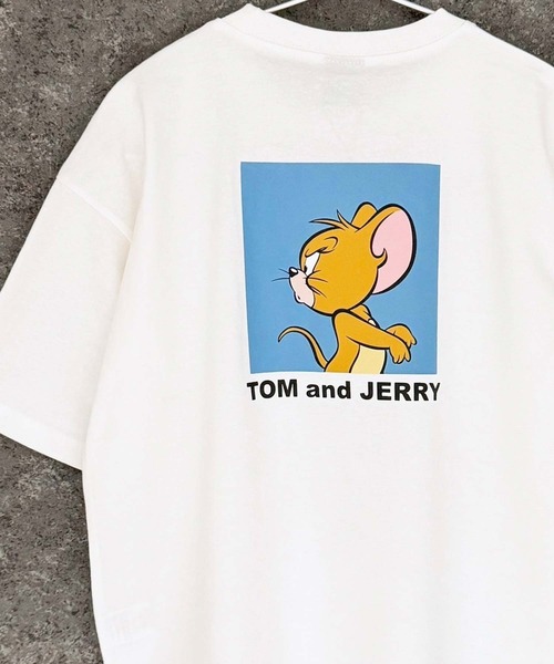 Tom&Jerry(トムアンドジェリー)の「TOM&JERRY トム&ジェリー オーバーサイズ 半袖Tシャツ(Tシャツ/カットソー・メンズ・ダークグリーン/オレンジ/モカ/杢グレー/ホワイト系2/ホワイト系1/ホワイト系/オフホワイト/ネイビー/ネイビー系/ダークグリーン系/チャコール/グレー系/ブラック系/ベージュ/ブラック・L/M/XL)」の2枚目の写真