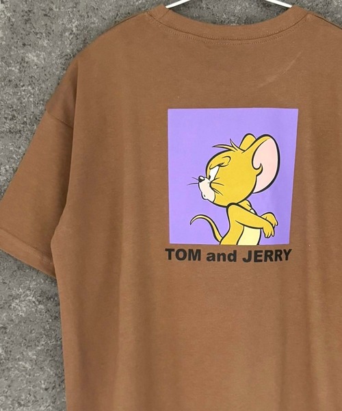 Tom&Jerry(トムアンドジェリー)の「TOM&JERRY トム&ジェリー オーバーサイズ 半袖Tシャツ(Tシャツ/カットソー・メンズ・ダークグリーン/オレンジ/モカ/杢グレー/ホワイト系2/ホワイト系1/ホワイト系/オフホワイト/ネイビー/ネイビー系/ダークグリーン系/チャコール/グレー系/ブラック系/ベージュ/ブラック・L/M/XL)」の10枚目の写真