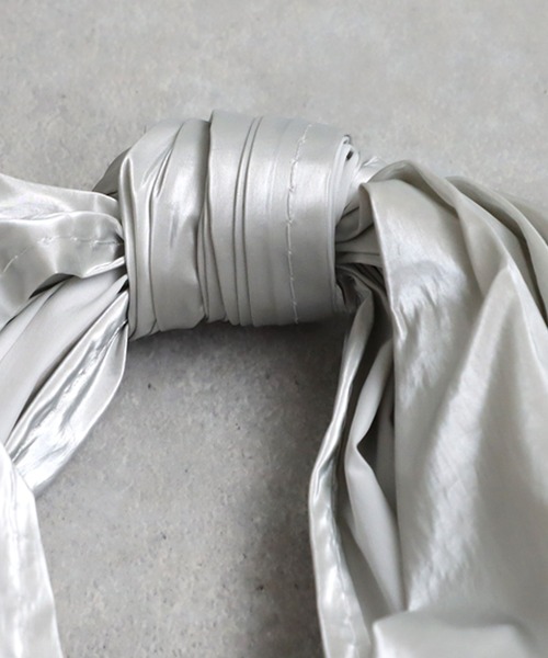 antiqua（アンティカ）の「シルバートートバッグ（トートバッグ・レディース・シルバー・FREE）」の4枚目の写真