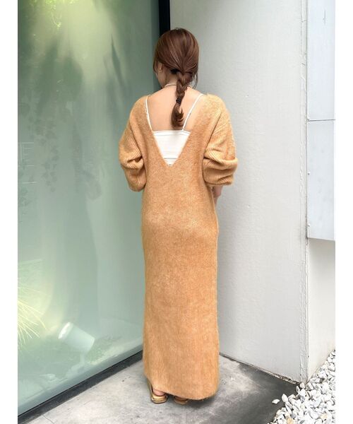 Ungrid(アングリッド)の「2Wayスリットニットワンピ-ス(ワンピース・レディース・ライトグレー/オレンジ/ベージュ・FREE)」の11枚目の写真