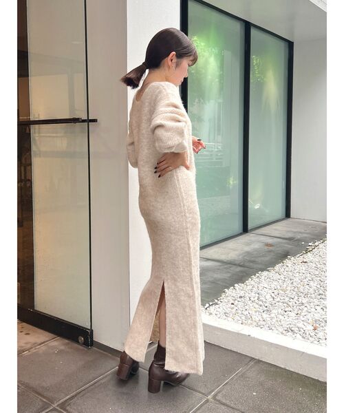 Ungrid(アングリッド)の「2Wayスリットニットワンピ-ス(ワンピース・レディース・ライトグレー/オレンジ/ベージュ・FREE)」の16枚目の写真