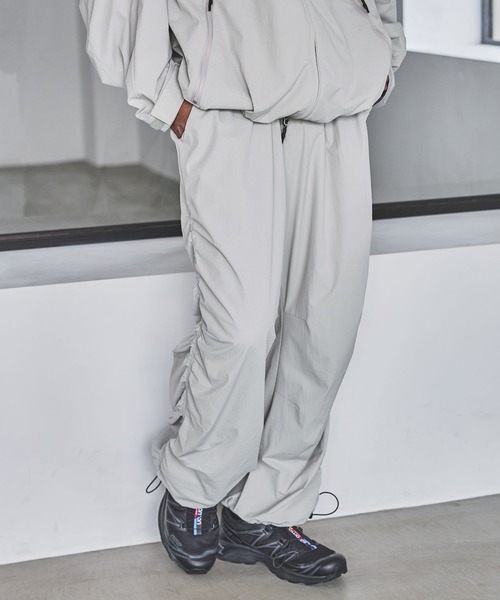 HEREIAM(ヘレイアム)の「【HEREIAM MEN】フルダルエクストラパンツ(その他パンツ・メンズ・ライトグレー/ブラック・LARGE/MEDIUM)」の2枚目の写真