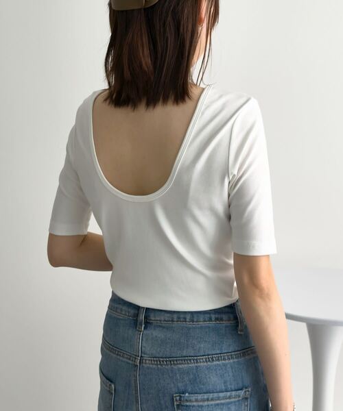 KOBE LETTUCE（コウベレタス）の「[ yuiさんコラボ ]選べる2タイプ半袖デザインカットソー（Tシャツ/カットソー・レディース・ブラック/グレー/ホワイト系その他/ホワイト系その他2/ブラック系/グレー系/アイボリー系/アイボリー系1/アイボリー系2/アイボリー系3/ホワイト系/ブラウン系/オフホワイト/ブラウン/ホワイト系その他4/ホワイト系その他5/ホワイト系その他7/ホワイト系その他6/ホワイト系その他3/ホワイト系1/ホワイト系2/ホワイト系5/ホワイト系6/ホワイト系7/ホワイト系8/ホワイト系9/ホワイト系3/ホワイト系4/ブラック系1/ブラック系2/グレー系1/グレー系2/アイボリー系6/アイボリー系7/ブラック系5/ブラック系6・M/M1/M2/M3）」の11枚目の写真