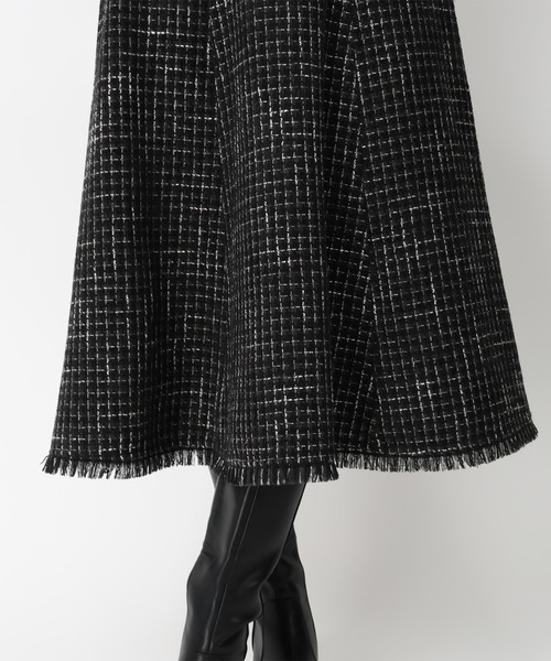 MISCH MASCH(ミッシュマッシュ)の「ツイードフレアスカート/MM447202(スカート・レディース・ライトグレー/ブラック/レッド・S/M)」の18枚目の写真