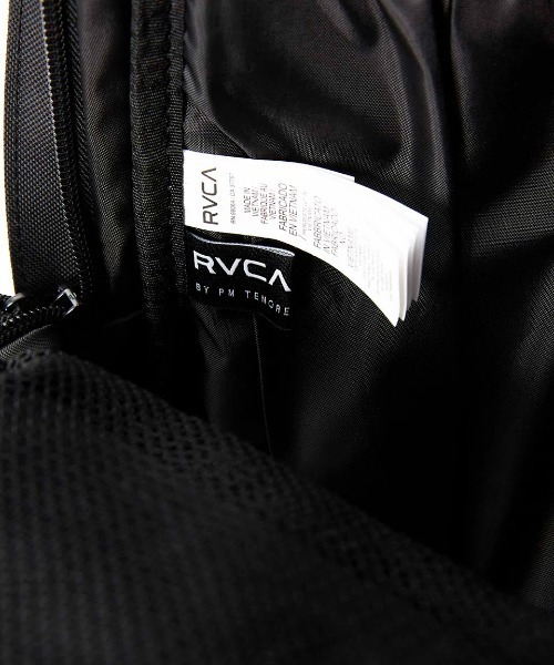 RVCA(ルーカ)の「RVCA メンズ EDC BACKPACK バッグ 【2024年秋冬モデル】/ルーカロゴバックパック・リュックサック(バックパック/リュック・メンズ・ブラック/オリーブ・FREE)」の18枚目の写真