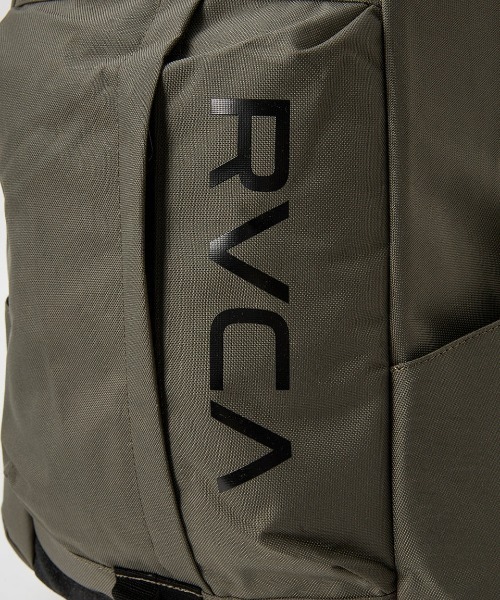 RVCA(ルーカ)の「RVCA メンズ EDC BACKPACK バッグ 【2024年秋冬モデル】/ルーカロゴバックパック・リュックサック(バックパック/リュック・メンズ・ブラック/オリーブ・FREE)」の22枚目の写真