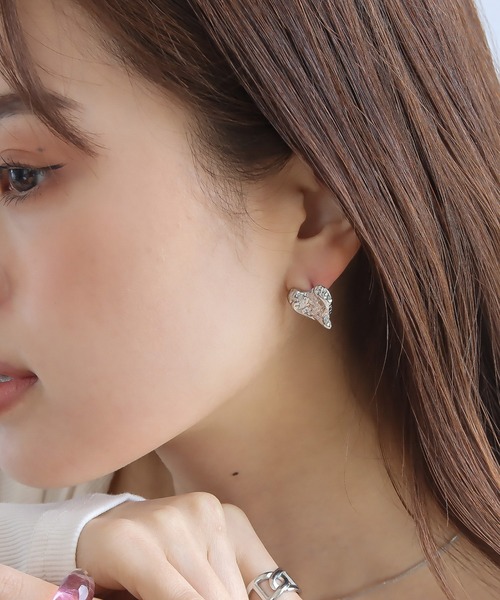 abaskdesign(アバスクデザイン)の「*金属アレルギー対応 ニュアンハートスタッズステンレスピアス(ピアス(両耳用)・レディース・シルバー/ゴールド・FREE)」の8枚目の写真