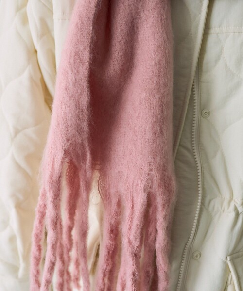 FREAK'S STORE（フリークスストア）の「ボリューム フリンジマフラー（マフラー・レディース・グレー/オフホワイト/サックスブルー/ピンク・ONE SIZE）」の13枚目の写真