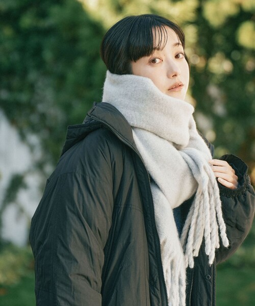 ロゴプリントマフラー ベージュ/ブラック バイカラーソリッドマフラー（マフラー/ストール）｜BLACK LABEL