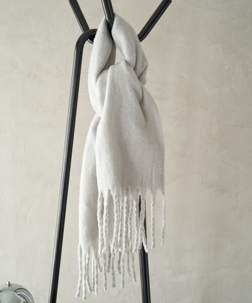 FREAK'S STORE（フリークスストア）の「ボリューム フリンジマフラー（マフラー・レディース・グレー/オフホワイト/サックスブルー/ピンク・ONE SIZE）」の20枚目の写真