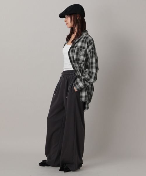 FOREVER 21(フォーエバー トゥエンティーワン)の「【2024FW】ネルチェックシャツ(シャツ/ブラウス・レディース・ダークブラウン/ネイビー/ブラック・FREE)」の4枚目の写真