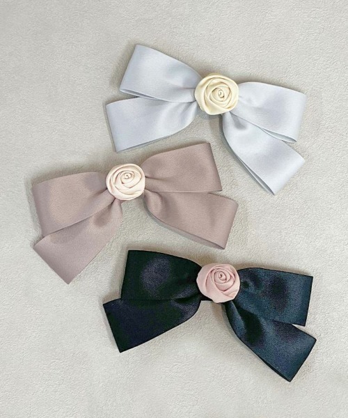 F i.n.t（フィント）の「ローズモチーフリボンバレッタ/fint（バレッタ/ヘアクリップ・レディース・ピンク/ブルーグレー・FREE）」の2枚目の写真