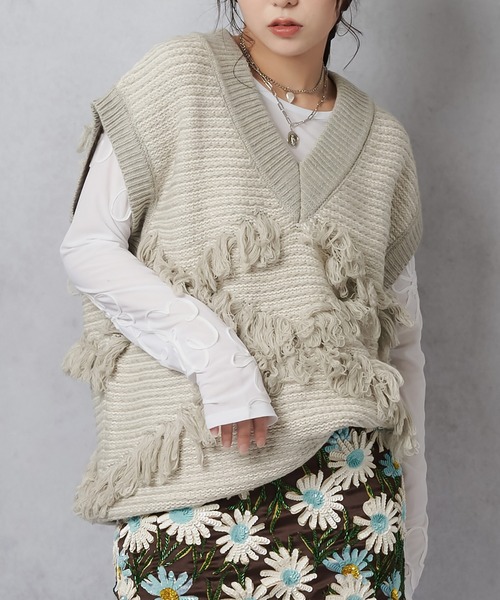 Lull（ルル）の「【Lull / ルル】モノトーンフリンジニットベスト（ベスト・レディース・オフホワイト/杢グレー・ONESIZE）」の7枚目の写真
