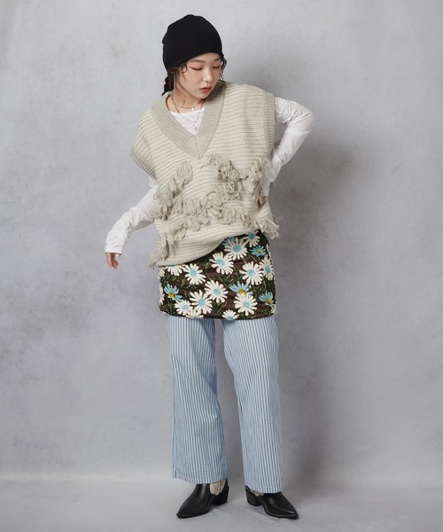 Lull（ルル）の「【Lull / ルル】モノトーンフリンジニットベスト（ベスト・レディース・オフホワイト/杢グレー・ONESIZE）」の13枚目の写真