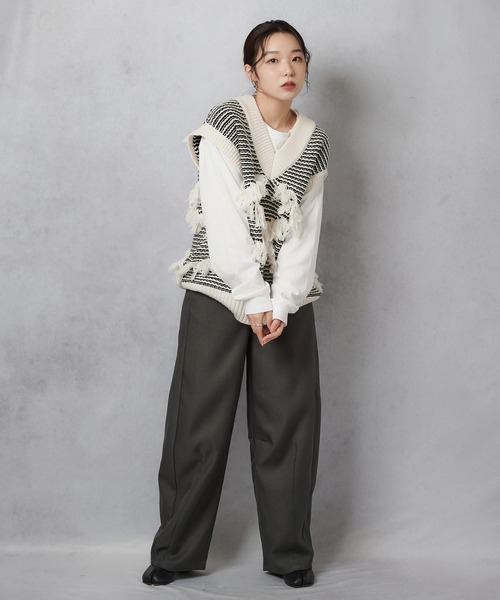 Lull（ルル）の「【Lull / ルル】モノトーンフリンジニットベスト（ベスト・レディース・オフホワイト/杢グレー・ONESIZE）」の17枚目の写真