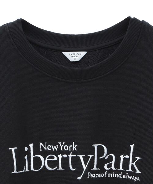 AMERICAN HOLIC（アメリカンホリック）の「Liberty Park刺繍スウェット1（スウェット・レディース・ブラック・M/L）」の13枚目の写真