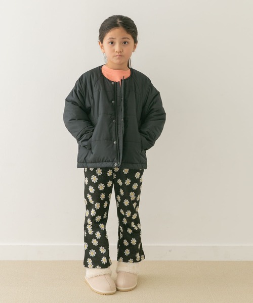 URBAN RESEARCH DOORS(アーバンリサーチドアーズ)の「『洗濯可/撥水』マフラー付き中綿ノーカラージャケット(KIDS)(その他アウター・キッズ・ミント/ブラック・135/120/105)」の10枚目の写真