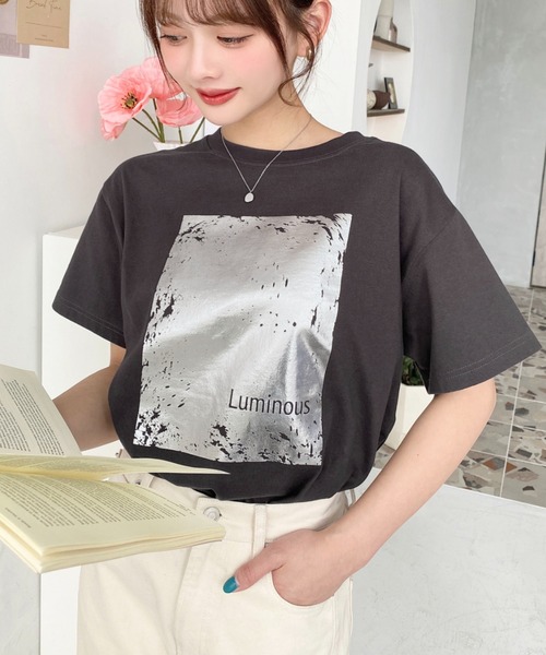 moment+(モーメントプラス)の「ヴィンテージライク箔プリント半袖Tシャツ(Tシャツ/カットソー・レディース・オフホワイト/ブラック/チャコールグレー・M)」の18枚目の写真