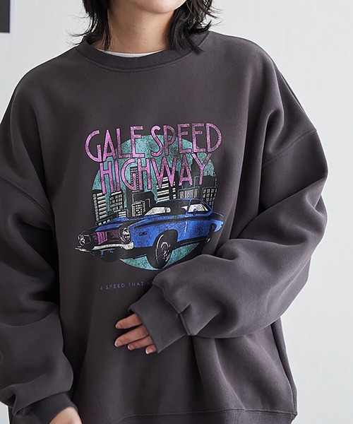 VENCEEXCHANGE（ヴァンスエクスチェンジ）の「レトロカープリントスウェット（スウェット・レディース・グレー系その他/アイボリー/チャコール/ネイビー・FREE）」の3枚目の写真