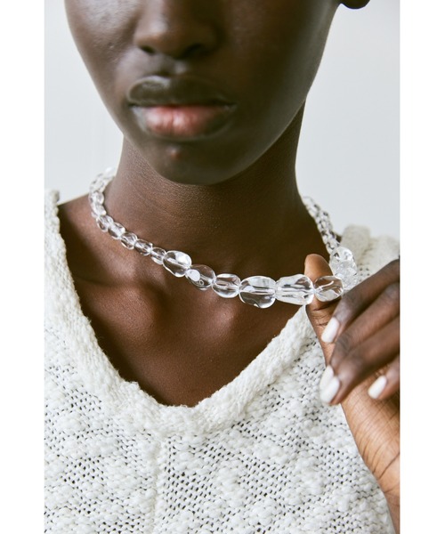 un/neu（アンノイ）の「ニュアンスクリアボリュームネックレス（ネックレス・レディース・クリア・FREE）」の5枚目の写真