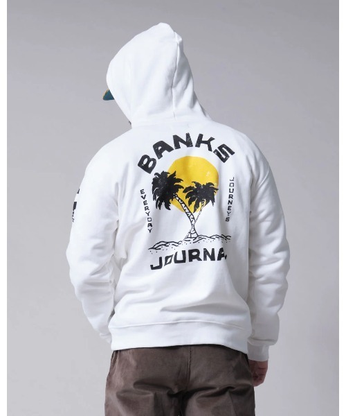 BANKS(バンクス)の「HOODIE/BANKS JOURNAL(バンクスジャーナル)袖サイドブランドロゴバックプリントパーカー(パーカー・メンズ・ダークグリーン/オフホワイト/ライトグレー・MEDIUM/LARGE/X-LARGE/SMALL)」の6枚目の写真