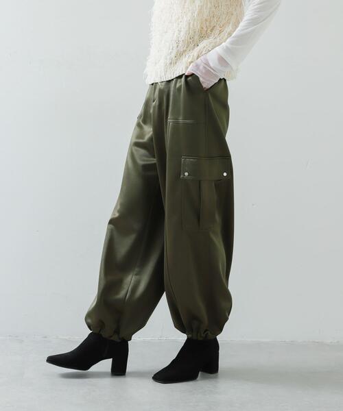 SENSE OF PLACE by URBAN RESEARCH（センスオブプレイスバイアーバンリサーチ）の「シャイニーカットカーゴパンツ（その他パンツ・レディース・カーキ/ライトベージュ/ネイビー・MEDIUM/SMALL）」の3枚目の写真