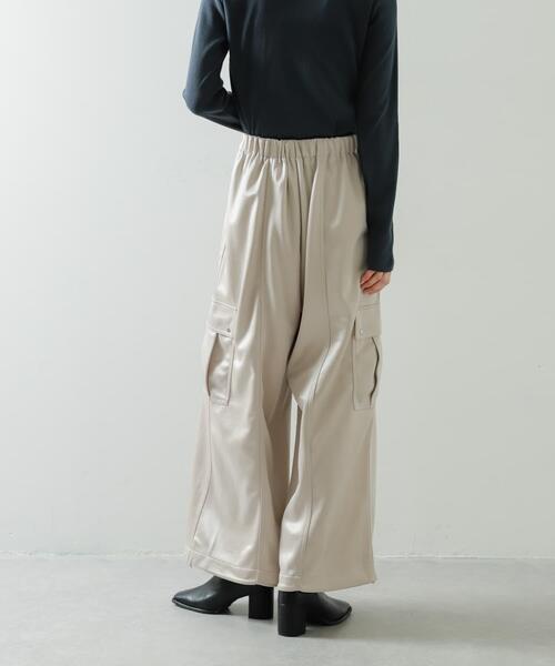 SENSE OF PLACE by URBAN RESEARCH（センスオブプレイスバイアーバンリサーチ）の「シャイニーカットカーゴパンツ（その他パンツ・レディース・カーキ/ライトベージュ/ネイビー・MEDIUM/SMALL）」の6枚目の写真