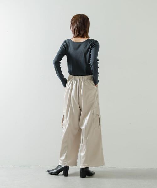 SENSE OF PLACE by URBAN RESEARCH（センスオブプレイスバイアーバンリサーチ）の「シャイニーカットカーゴパンツ（その他パンツ・レディース・カーキ/ライトベージュ/ネイビー・MEDIUM/SMALL）」の11枚目の写真