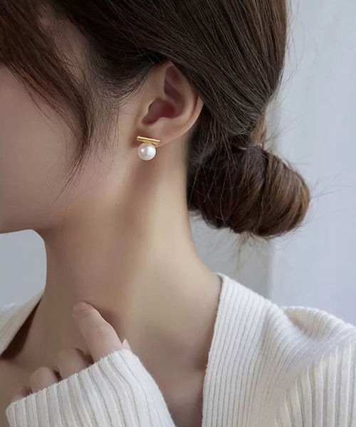 blackdia ocean（ブラックダイヤオーシャン）の「blackdia ocean メタルバー パールピアス/ イヤリング（ピアス（両耳用）・レディース・シルバー/ゴールド/シルバー系その他/ゴールド系その他/ゴールド系/シルバー系1/ゴールド系1/シルバー系・FREE）」の5枚目の写真