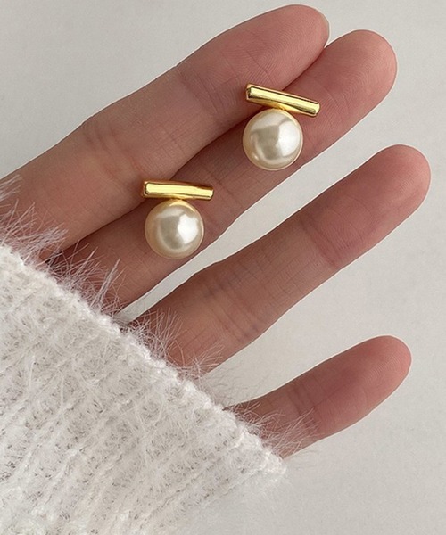 blackdia ocean（ブラックダイヤオーシャン）の「blackdia ocean メタルバー パールピアス/ イヤリング（ピアス（両耳用）・レディース・シルバー/ゴールド/シルバー系その他/ゴールド系その他/ゴールド系/シルバー系1/ゴールド系1/シルバー系・FREE）」の11枚目の写真