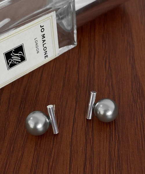 blackdia ocean（ブラックダイヤオーシャン）の「blackdia ocean メタルバー パールピアス/ イヤリング（ピアス（両耳用）・レディース・シルバー/ゴールド/シルバー系その他/ゴールド系その他/ゴールド系/シルバー系1/ゴールド系1/シルバー系・FREE）」の18枚目の写真