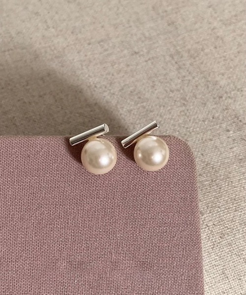 blackdia ocean（ブラックダイヤオーシャン）の「blackdia ocean メタルバー パールピアス/ イヤリング（ピアス（両耳用）・レディース・シルバー/ゴールド/シルバー系その他/ゴールド系その他/ゴールド系/シルバー系1/ゴールド系1/シルバー系・FREE）」の21枚目の写真