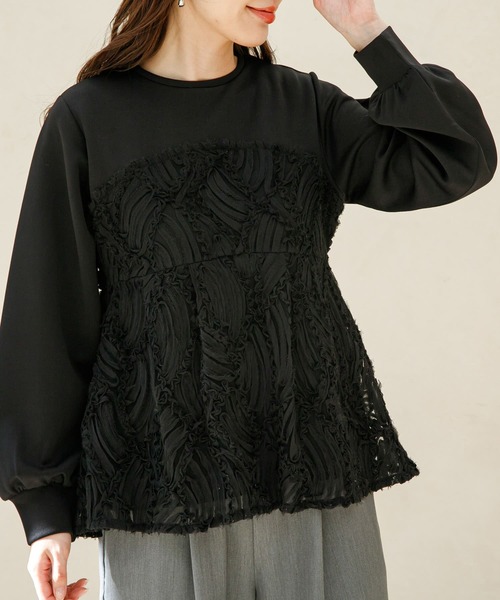 URBAN RESEARCH Sonny Label（アーバンリサーチサニーレーベル）の「『WEB限定』バテンレースドッキングペプラムプルオーバー（Tシャツ/カットソー・レディース・オフホワイト/ブラック・FREE）」の4枚目の写真